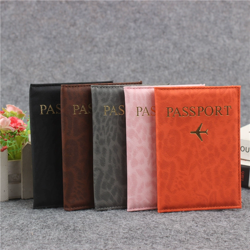 Travel Accessories Essentials - Porta Pasaportes de Estilo Moderno con