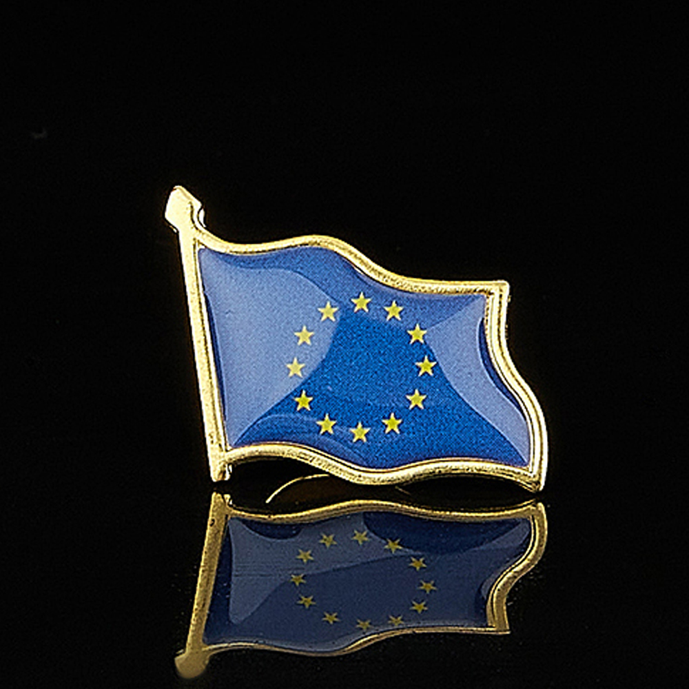 Insignia de patriotismo de la  - Travel Accessories For Europe reseña y precio